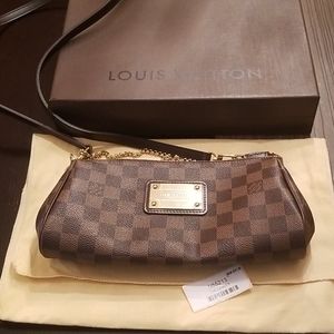 Louis Vuitton Eva Damier clutch